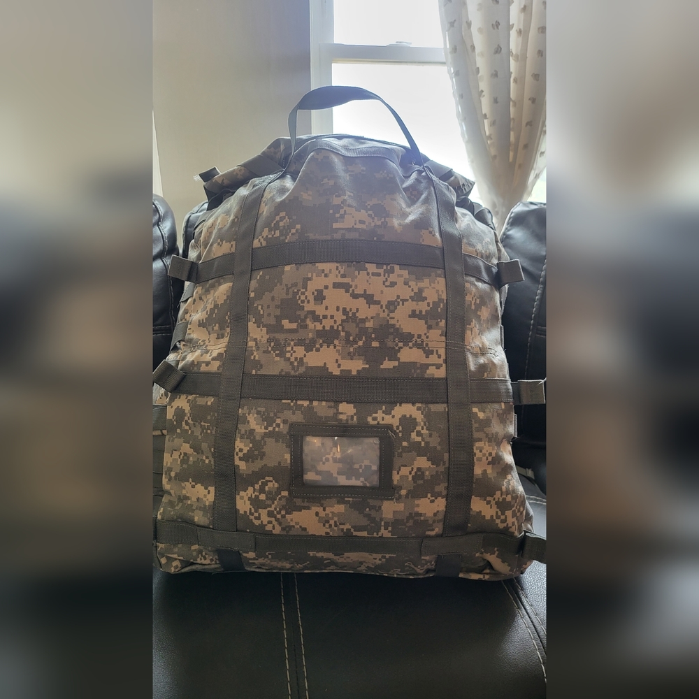 US Military Rucksack - Picture 2 of 4